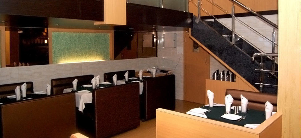 Oyo 2026 Hotel Aishwarya Residency Navi Mumbai Exterior foto