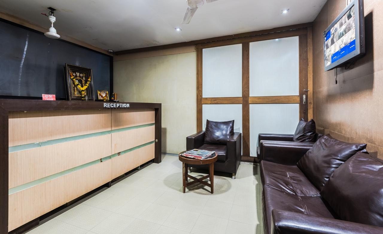 Oyo 2026 Hotel Aishwarya Residency Navi Mumbai Exterior foto